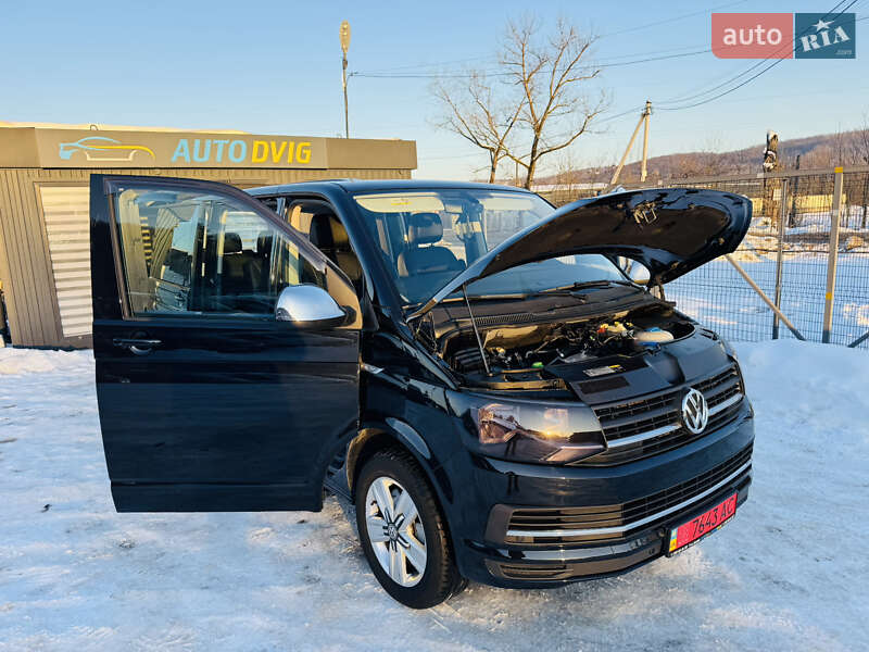 Минивэн Volkswagen Multivan 2018 в Иршаве