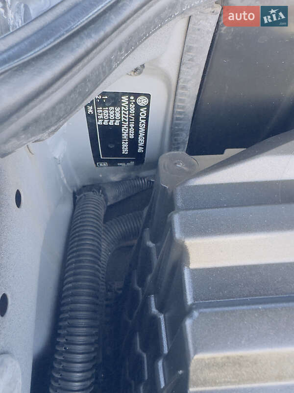 Минивэн Volkswagen Multivan 2018 в Иршаве