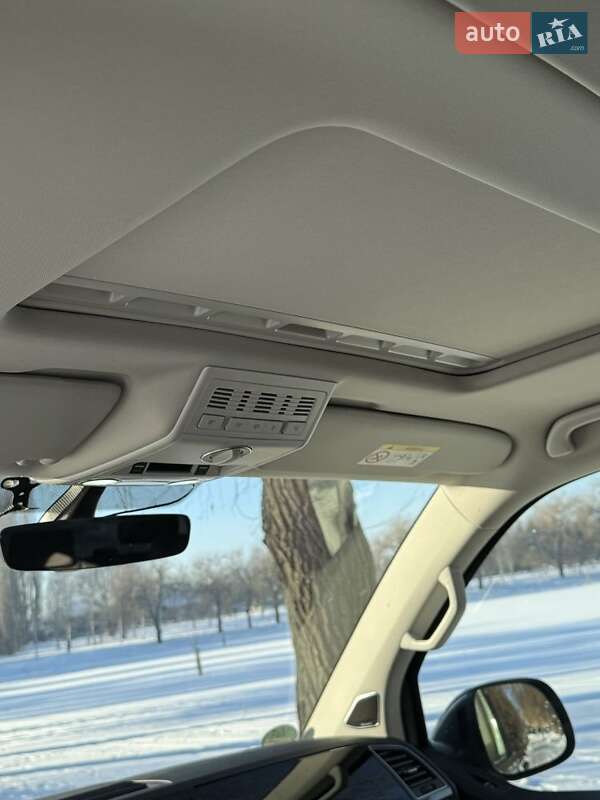 Минивэн Volkswagen Multivan 2018 в Ровно