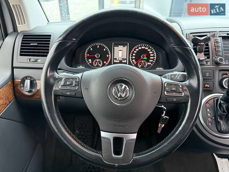 Минивэн Volkswagen Multivan 2011 в Киеве фото 16 Минивэн Volkswagen Multivan 2011 в Киеве