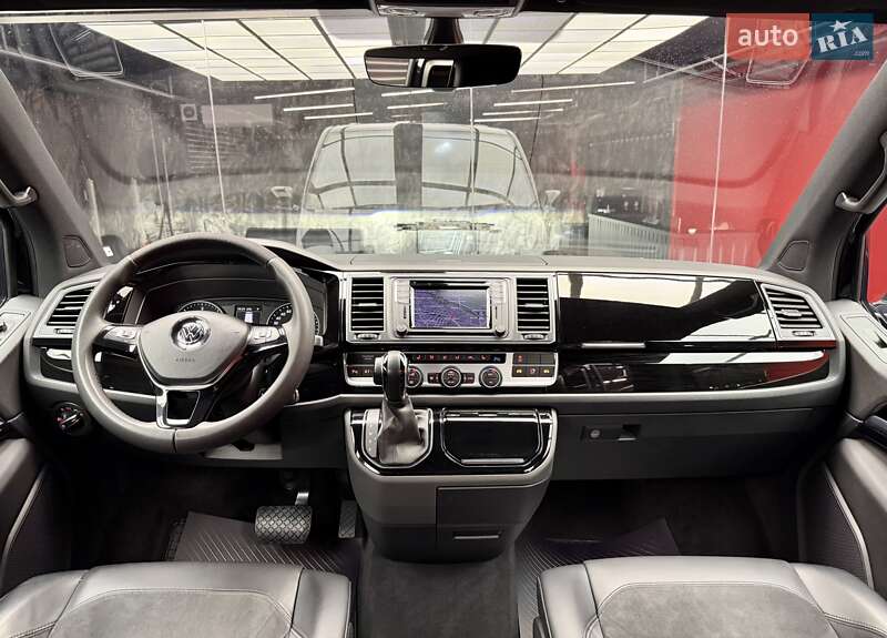 Минивэн Volkswagen Multivan 2019 в Киеве фото 35 Минивэн Volkswagen Multivan 2019 в Киеве