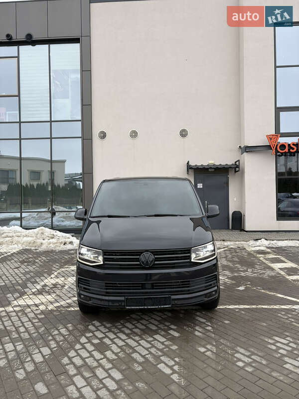 2016 Volkswagen Multivan, VIN WV2ZZZ7HZGH095186:plate — фото 1 (autoria)