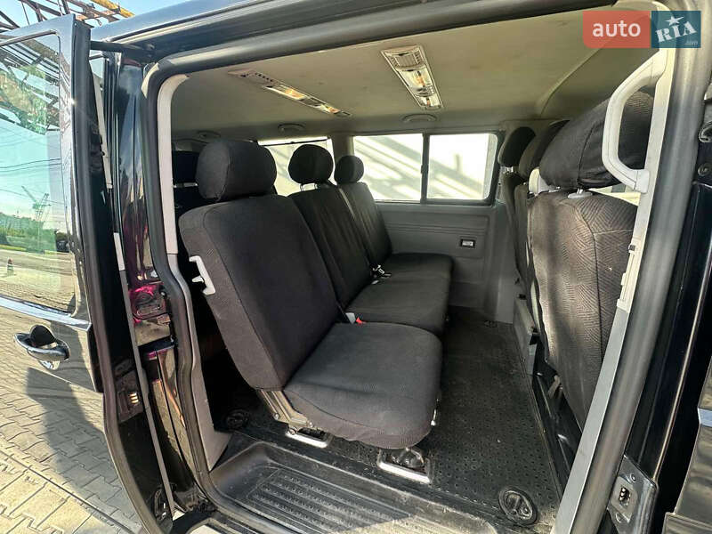 Минивэн Volkswagen Multivan 2005 в Ивано-Франковске