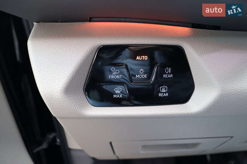 Минивэн Volkswagen Multivan 2024 в Львове фото 15 Минивэн Volkswagen Multivan 2024 в Львове