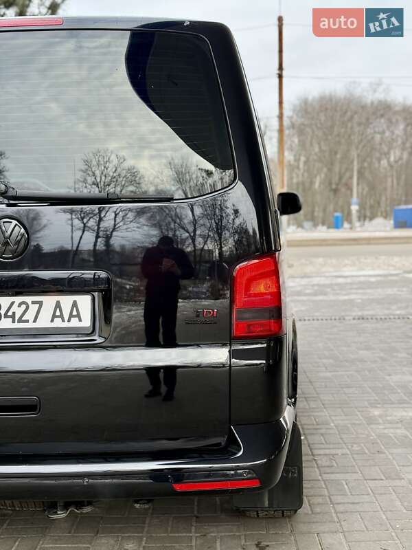 Минивэн Volkswagen Multivan 2015 в Днепре