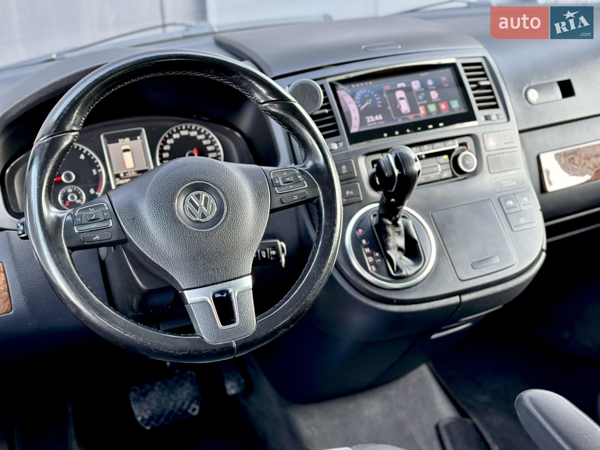 2011 Volkswagen Multivan - мініатюра 36