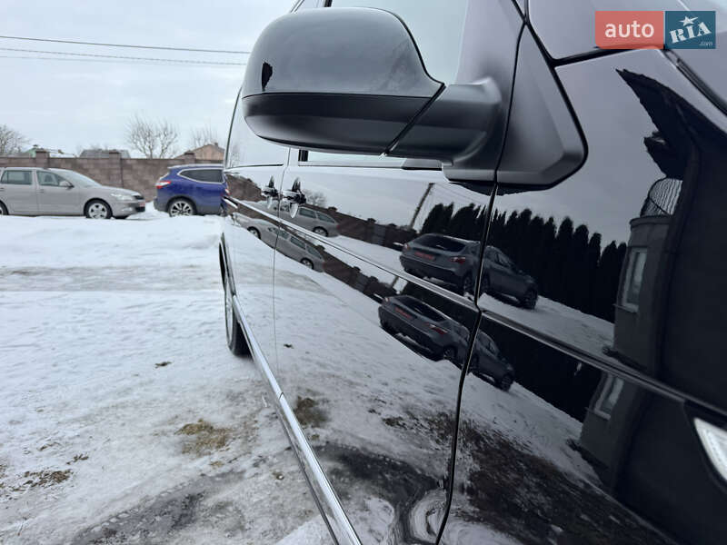 Минивэн Volkswagen Multivan 2020 в Луцке