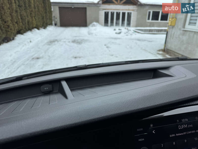 Минивэн Volkswagen Multivan 2020 в Луцке