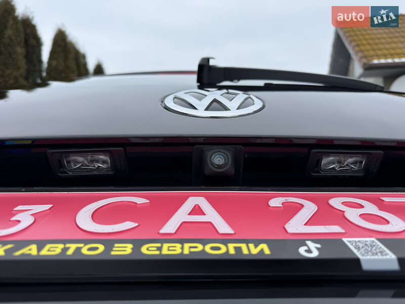 Минивэн Volkswagen Multivan 2020 в Луцке