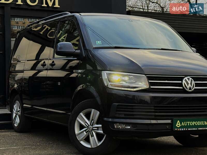 Минивэн Volkswagen Multivan 2018 в Киеве