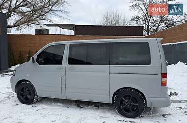 Минивэн Volkswagen Multivan 2004 в Киеве