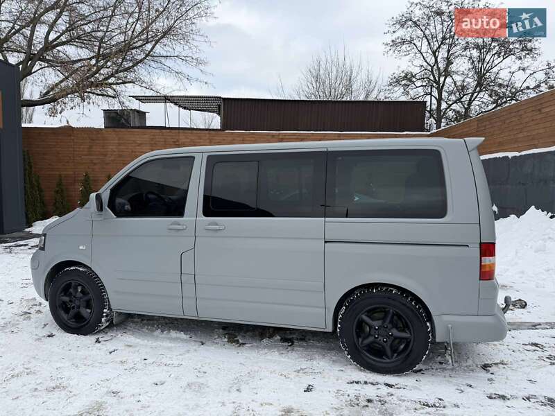 Минивэн Volkswagen Multivan 2004 в Киеве фото 4 Минивэн Volkswagen Multivan 2004 в Киеве