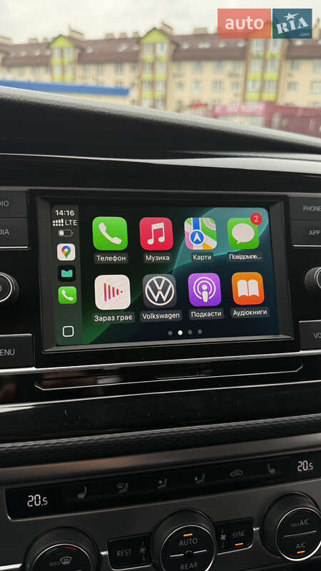 Минивэн Volkswagen Multivan 2020 в Киеве