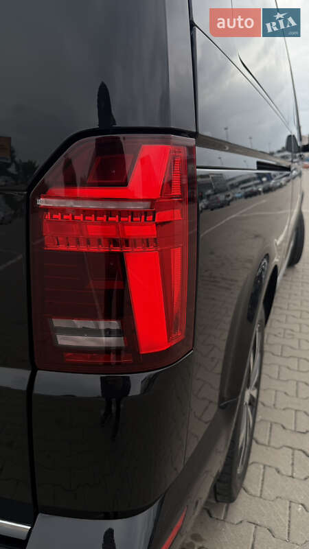 Минивэн Volkswagen Multivan 2020 в Киеве