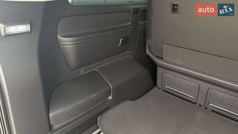 Минивэн Volkswagen Multivan 2020 в Киеве