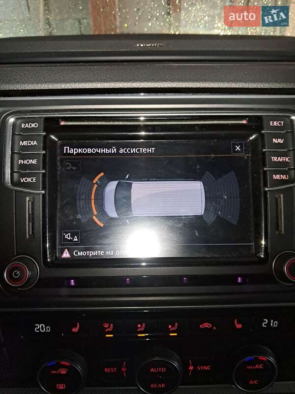 Минивэн Volkswagen Multivan 2016 в Хусте фото 26 Минивэн Volkswagen Multivan 2016 в Хусте