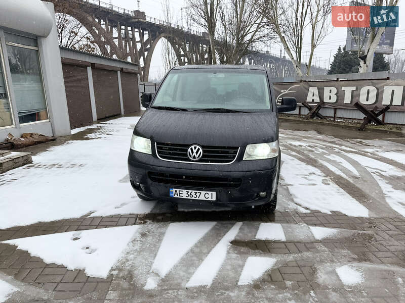 Минивэн Volkswagen Multivan 2008 в Днепре