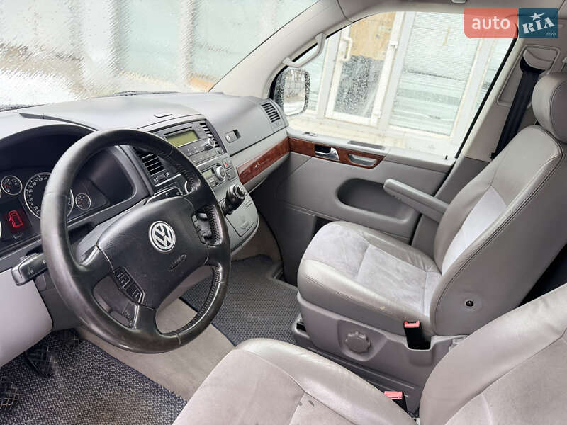 Минивэн Volkswagen Multivan 2008 в Днепре