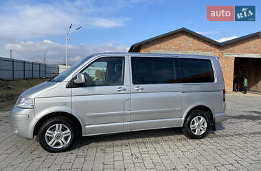 Минивэн Volkswagen Multivan 2006 в Львове