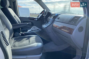 Минивэн Volkswagen Multivan 2006 в Львове