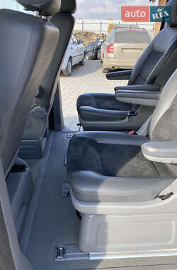 Минивэн Volkswagen Multivan 2006 в Львове