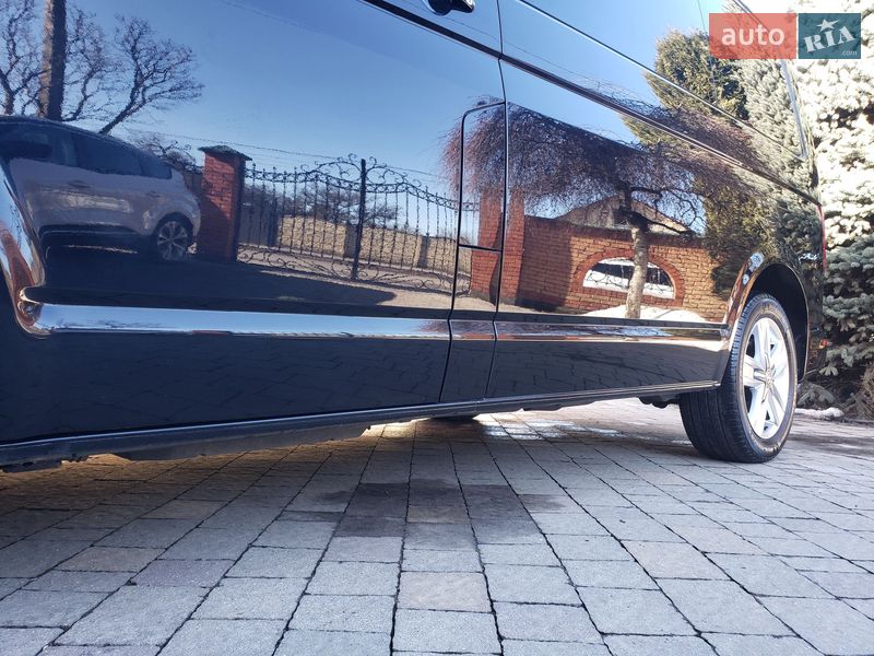 Минивэн Volkswagen Multivan 2017 в Луцке фото 12 Минивэн Volkswagen Multivan 2017 в Луцке