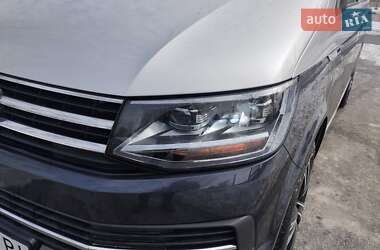 Минивэн Volkswagen Multivan 2016 в Киеве