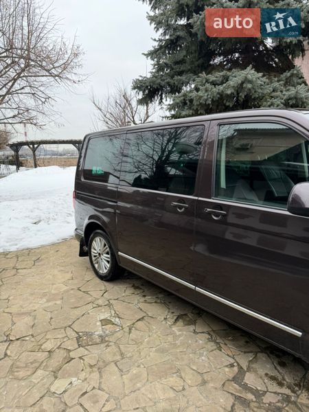 Мінівен Volkswagen Multivan 2015 в Києві