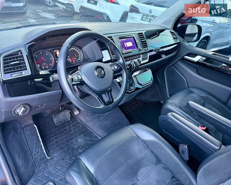 Минивэн Volkswagen Multivan 2019 в Киеве
