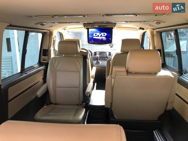 Минивэн Volkswagen Multivan 2012 в Харькове