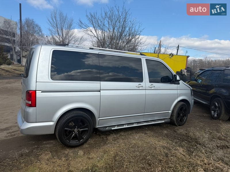 Минивэн Volkswagen Multivan 2011 в Кропивницком
