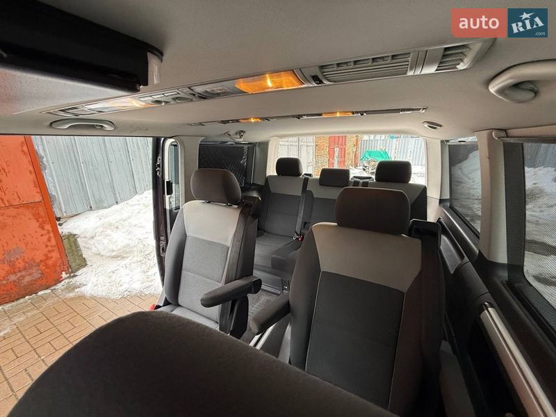 Минивэн Volkswagen Multivan 2012 в Киеве