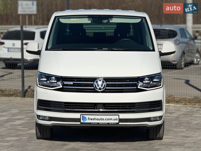 Минивэн Volkswagen Multivan 2017 в Ровно