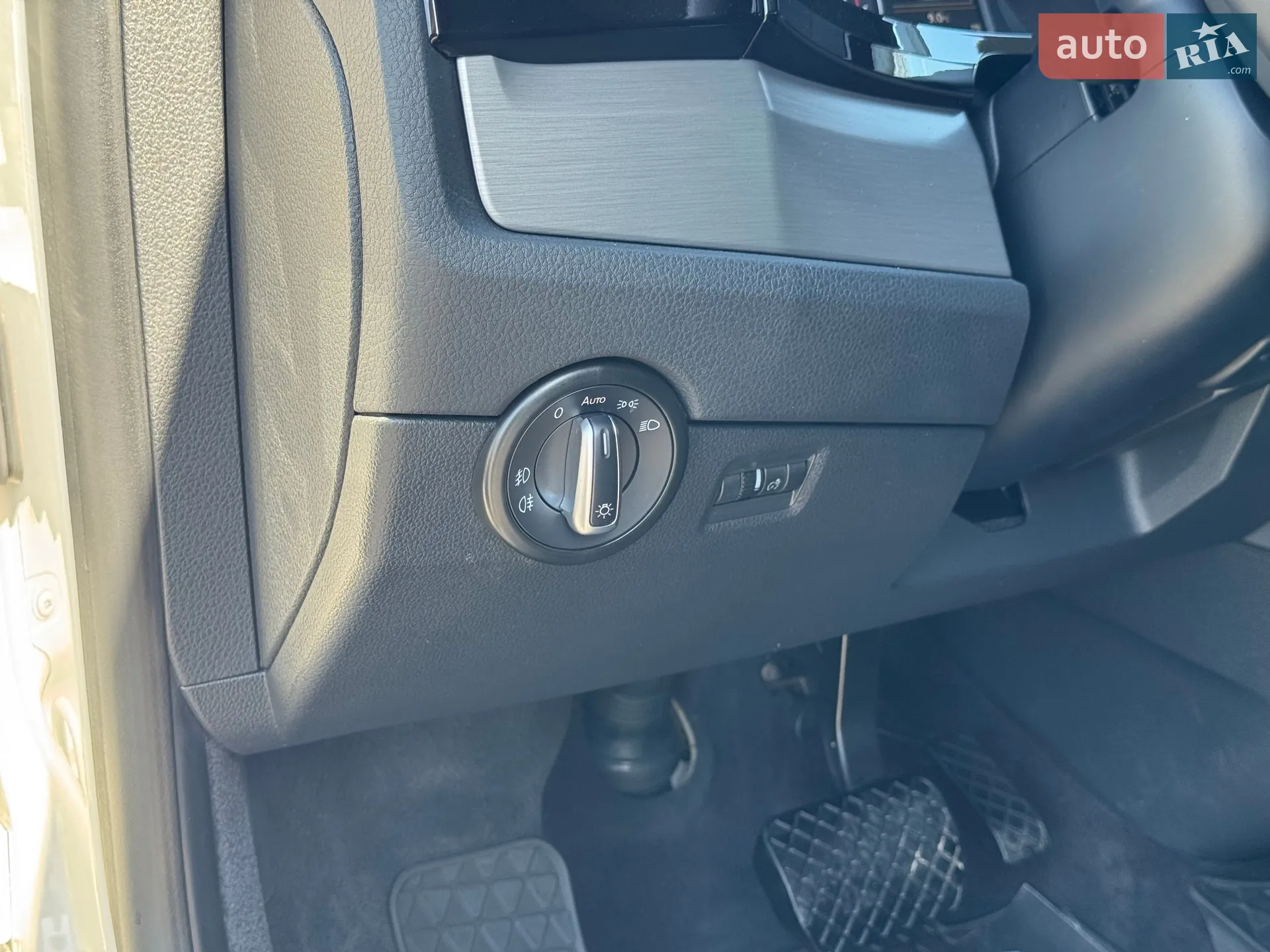 2017 Volkswagen Multivan - мініатюра 16