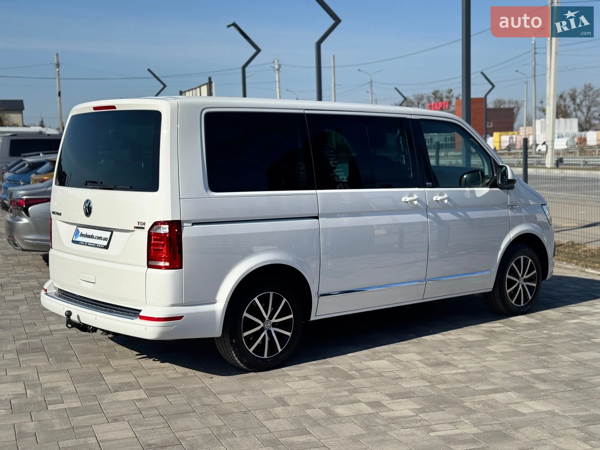 2017 Volkswagen Multivan - мініатюра 3