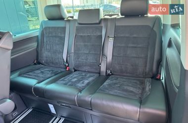 Минивэн Volkswagen Multivan 2017 в Ровно фото 28 Минивэн Volkswagen Multivan 2017 в Ровно