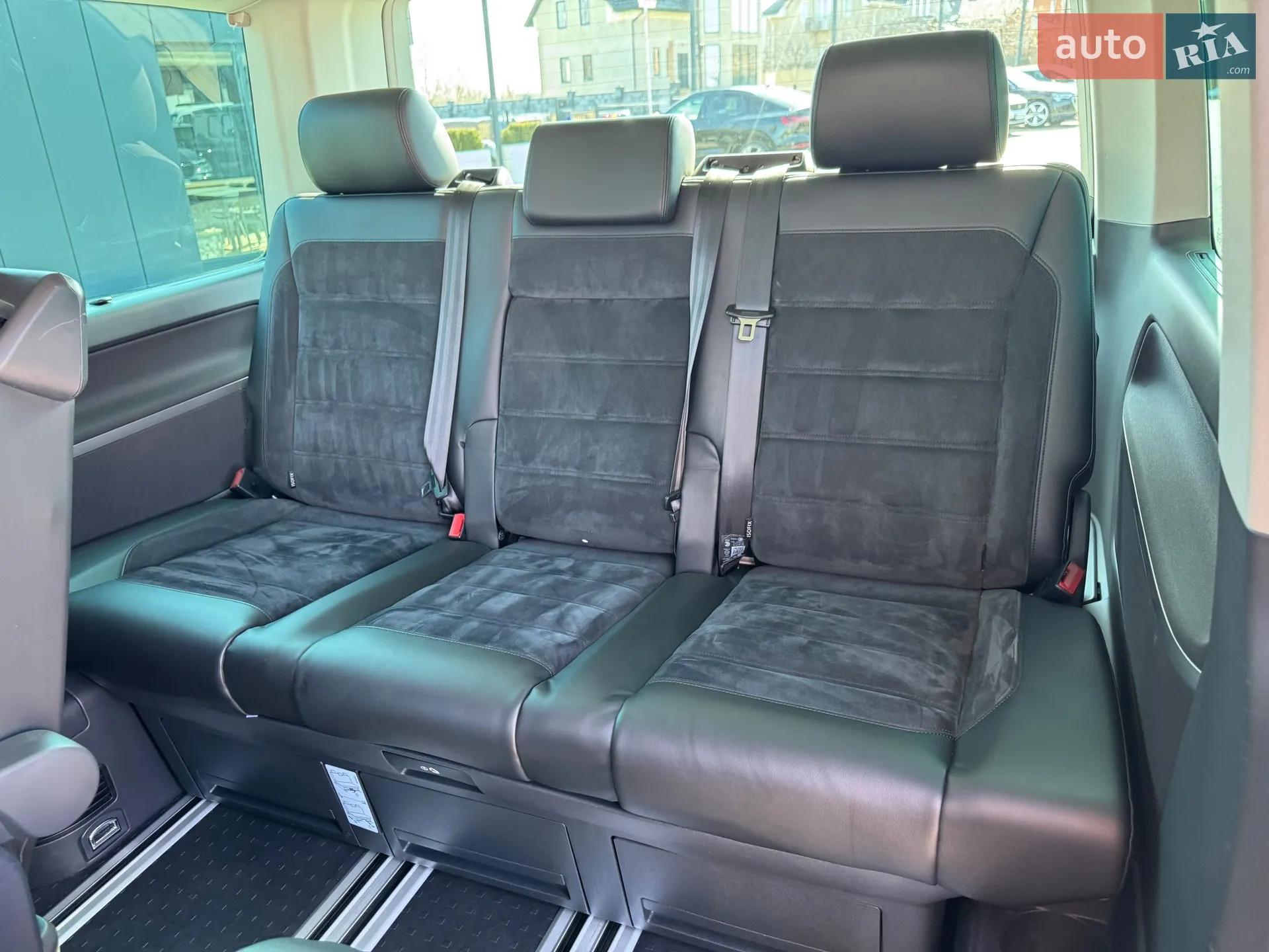2017 Volkswagen Multivan - мініатюра 29