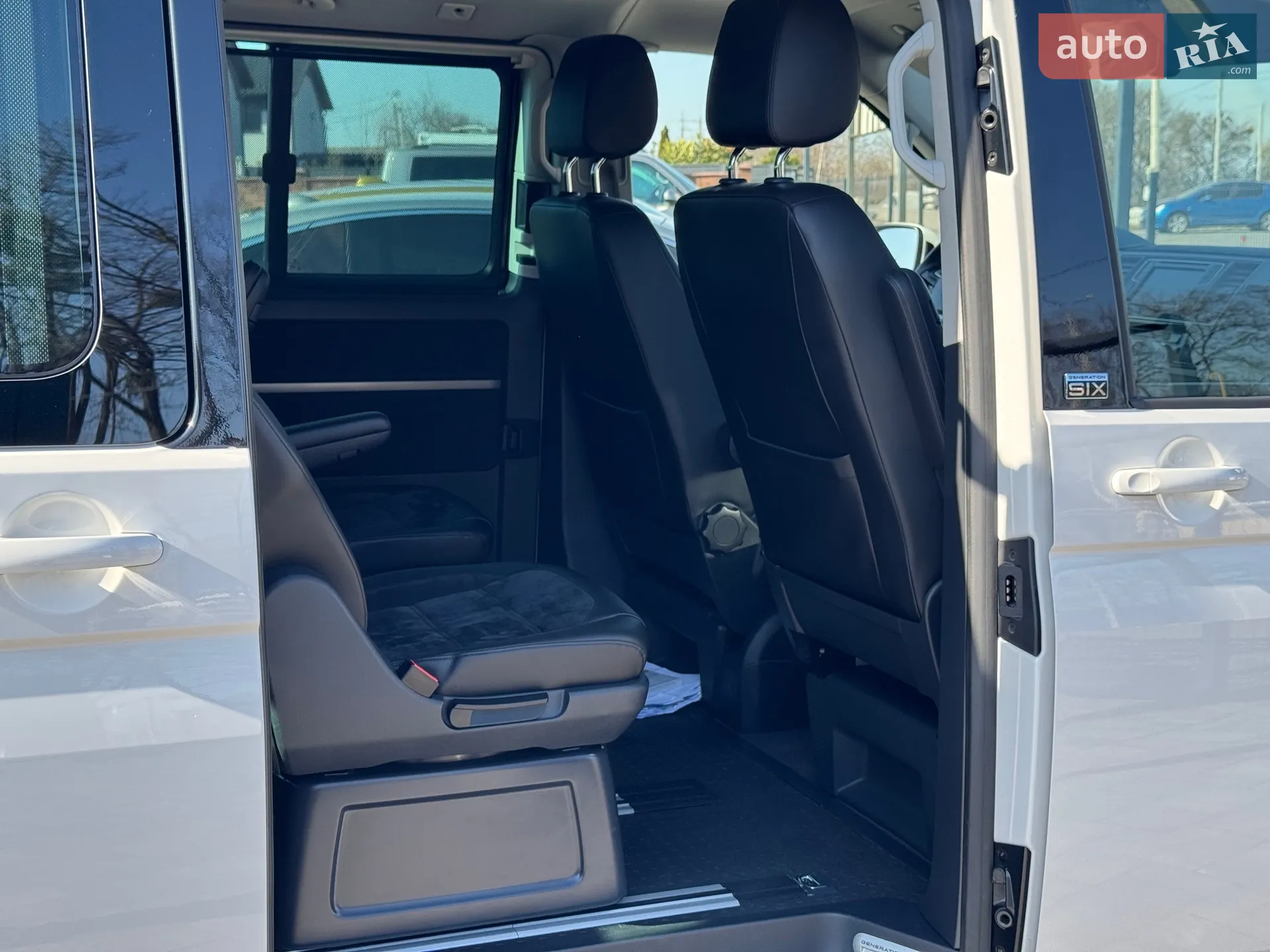 2017 Volkswagen Multivan - мініатюра 33