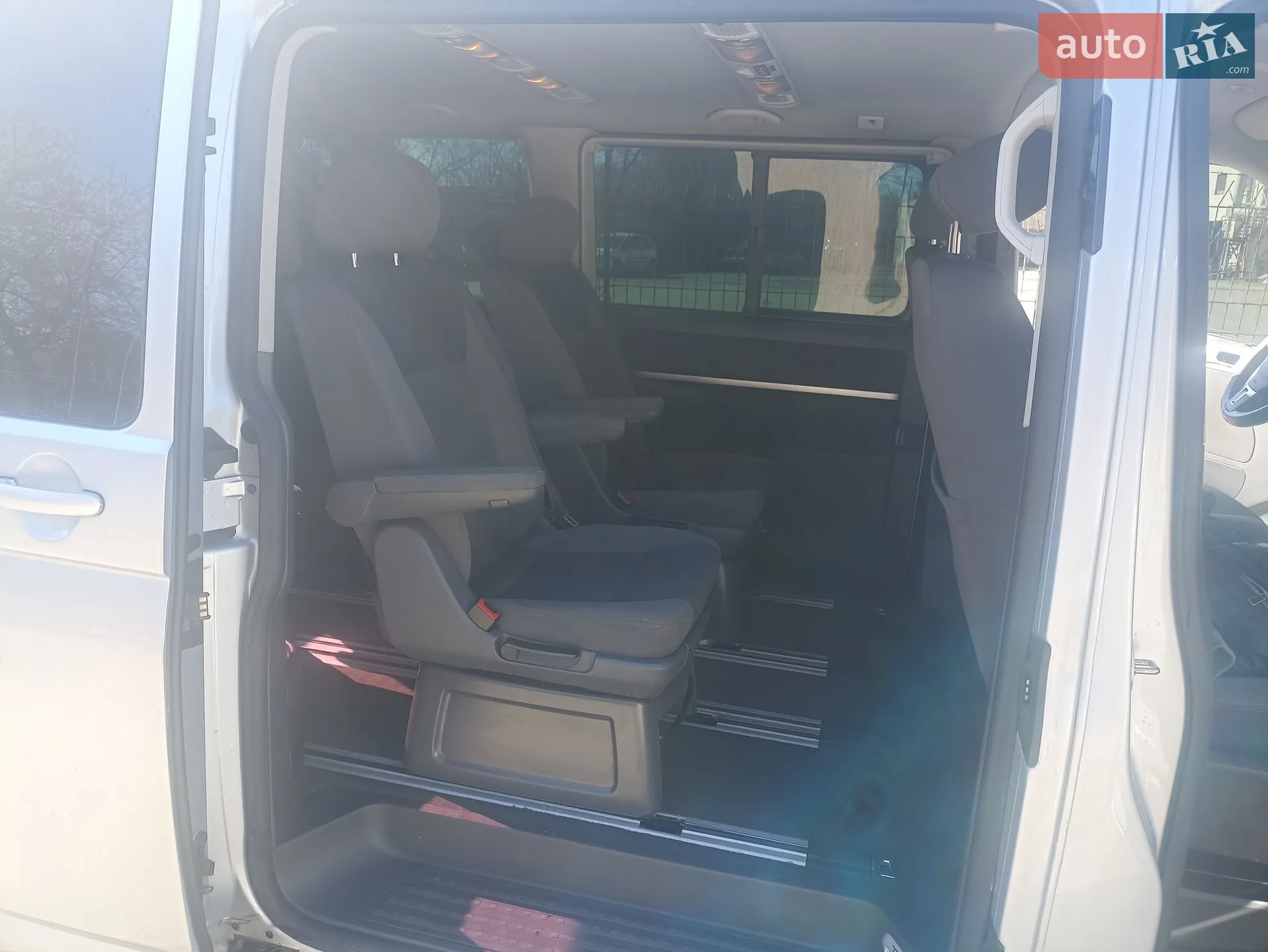 2010 Volkswagen Multivan - мініатюра 14