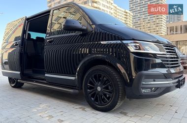 Мінівен Volkswagen Multivan 2021 в Києві