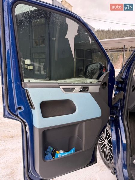 Минивэн Volkswagen Multivan 2007 в Ивано-Франковске фото 8 Минивэн Volkswagen Multivan 2007 в Ивано-Франковске