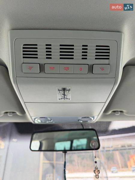 Минивэн Volkswagen Multivan 2007 в Ивано-Франковске фото 23 Минивэн Volkswagen Multivan 2007 в Ивано-Франковске