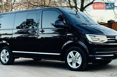 Минивэн Volkswagen Multivan 2016 в Киеве