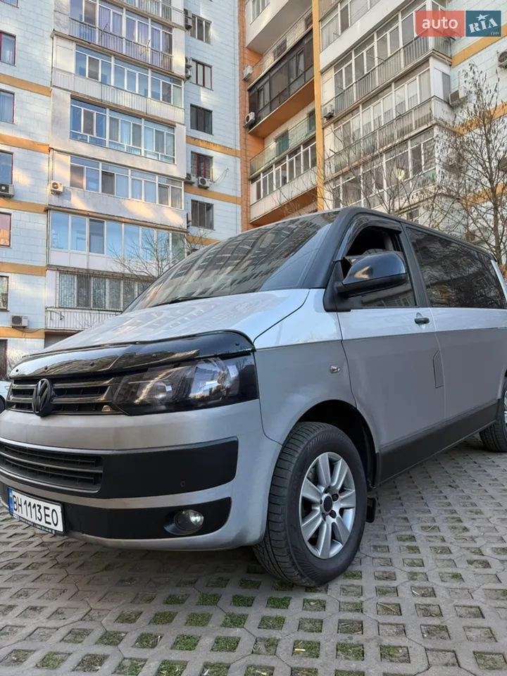 2010 Volkswagen Multivan - мініатюра 37
