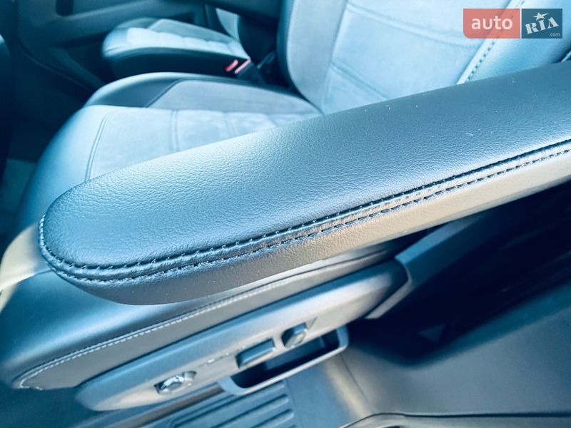 Минивэн Volkswagen Multivan 2020 в Одессе