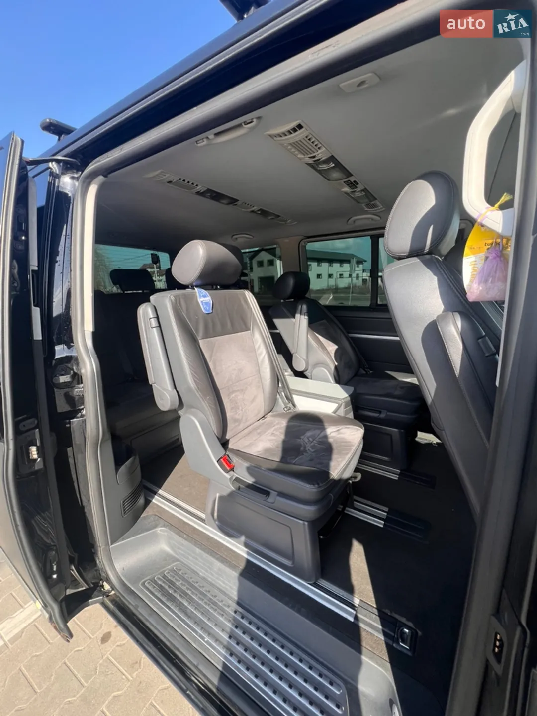 2010 Volkswagen Multivan - мініатюра 7