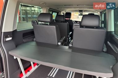 Минивэн Volkswagen Multivan 2023 в Киеве