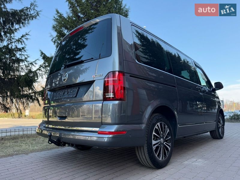 Минивэн Volkswagen Multivan 2023 в Киеве
