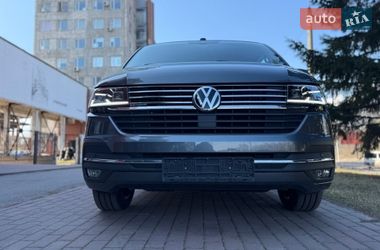 Минивэн Volkswagen Multivan 2023 в Киеве