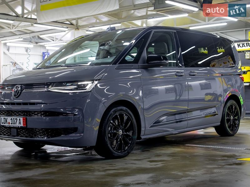 Минивэн Volkswagen Multivan 2022 в Черновцах